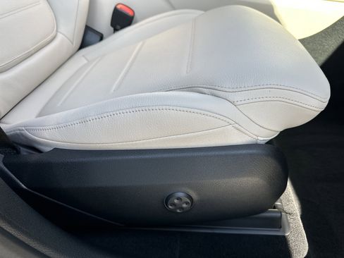 New 2026 Mercedes-Benz GLC 300 4MATIC image 34