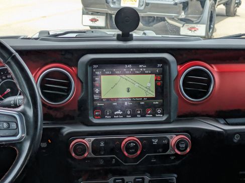 Used 2021 Jeep Gladiator Rubicon AWD/4WD image 16