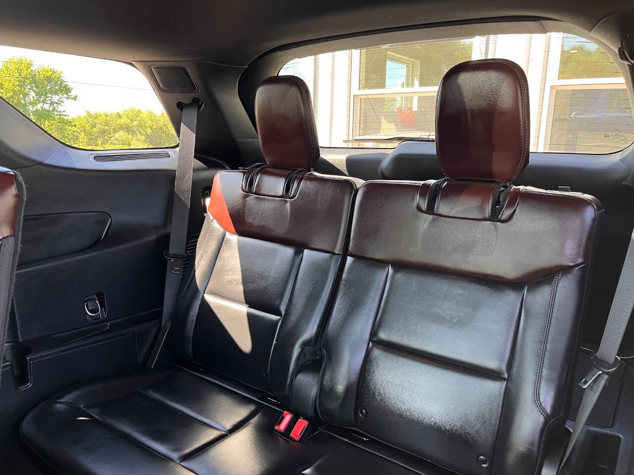 Used 2020 Ford Explorer Platinum w/ Premium Technology Package AWD/4WD image 20