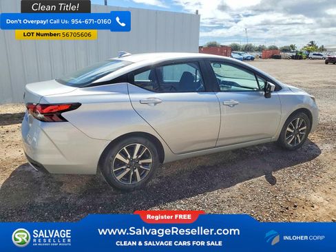 Used 2025 Nissan Versa SV FWD image 4