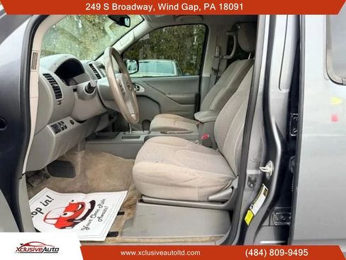 Used 2017 Nissan Frontier SV w/ SV Value Truck Package image 11