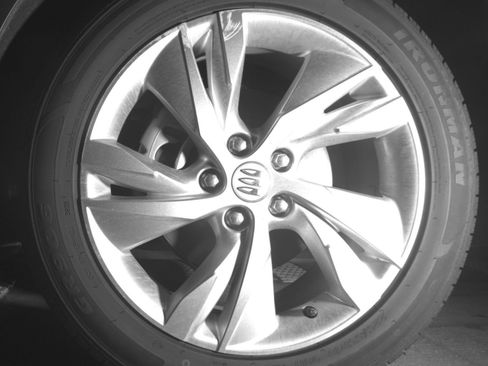 Used 2025 Buick Encore GX Preferred AWD/4WD image 15