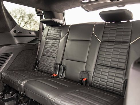 Used 2023 Cadillac Escalade Sport Platinum w/ LPO, ONYX Package image 39