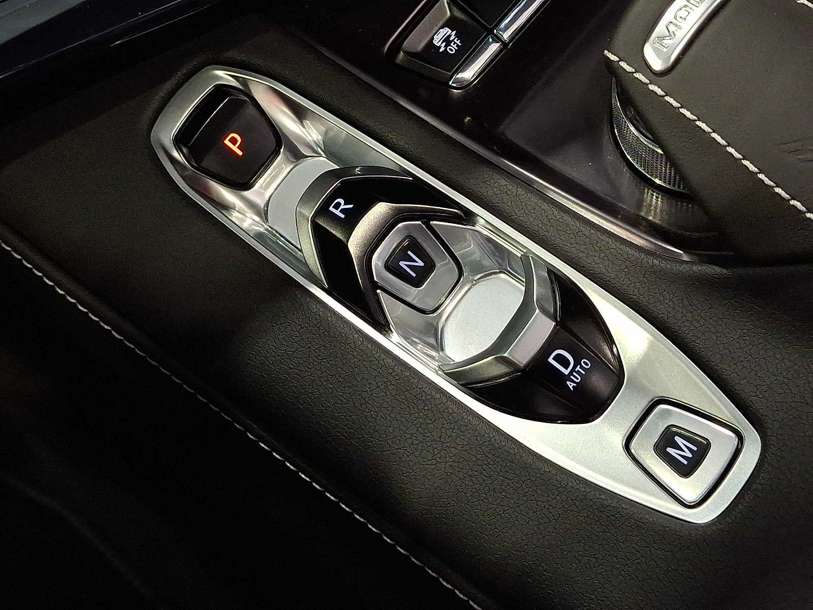 Used 2023 Chevrolet Corvette Stingray Preferred Conv w/ Stealth Interior Trim Package RWD image 13