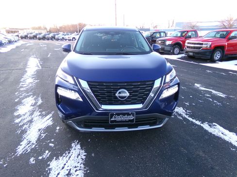 Used 2023 Nissan Rogue SL image 4