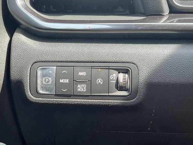 New 2026 GMC Terrain AT4 w/ Convenience Package III AWD/4WD image 68