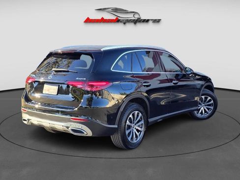 Used 2024 Mercedes-Benz GLC 300 image 16