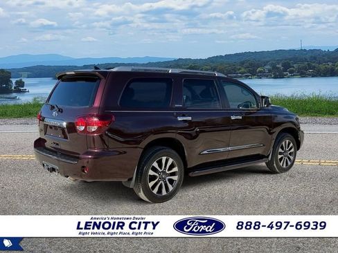 Used 2018 Toyota Sequoia Limited w/ Safety & Convenience Package image 3
