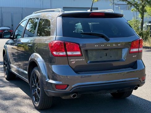 Used 2018 Dodge Journey GT w/ Nav & Sun Group AWD/4WD image 3