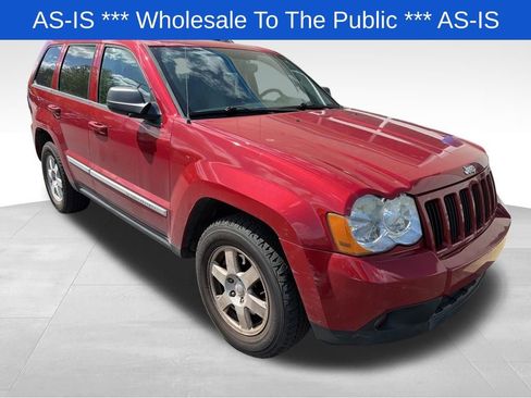 Used 2010 Jeep Grand Cherokee Laredo AWD/4WD image 1