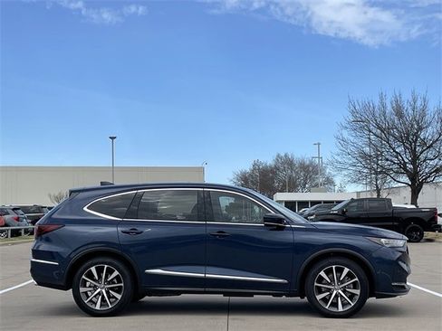 Used 2026 Acura MDX w/ Technology Package image 3