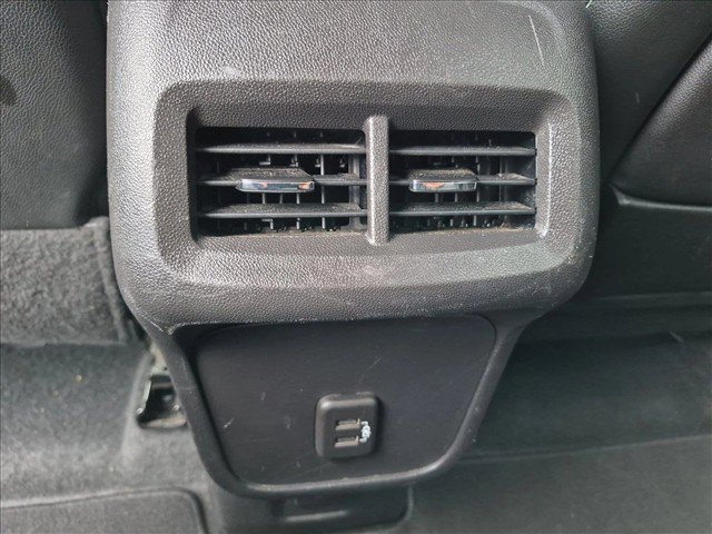 Certified 2024 GMC Terrain SLT AWD/4WD image 16