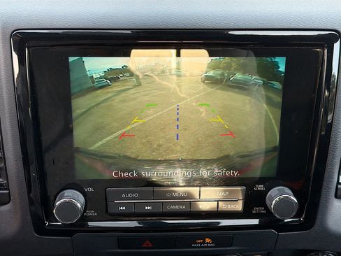 Used 2022 Nissan Frontier PRO-4X w/ Technology Package image 30