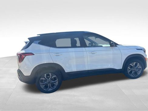 Certified 2024 Kia Seltos S image 16