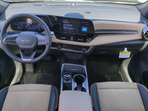 New 2026 Chevrolet Equinox ACTIV w/ Safety and Technology Package image 15