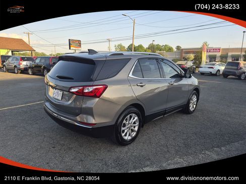 Used 2019 Chevrolet Equinox LT w/ Sun & Navigation Package FWD image 4