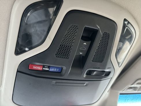 Used 2021 Subaru Outback Limited image 26