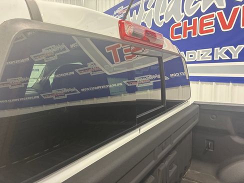 Used 2018 GMC Canyon SLT w/ Driver Alert Package image 38