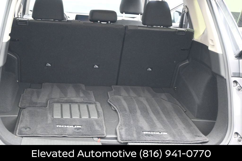 Certified 2026 Nissan Rogue SV AWD/4WD image 19