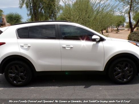 Used 2022 Kia Sportage Nightfall Edition AWD/4WD image 5