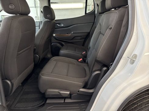 Used 2023 GMC Acadia SLE w/ Driver Convenience Package AWD/4WD image 27