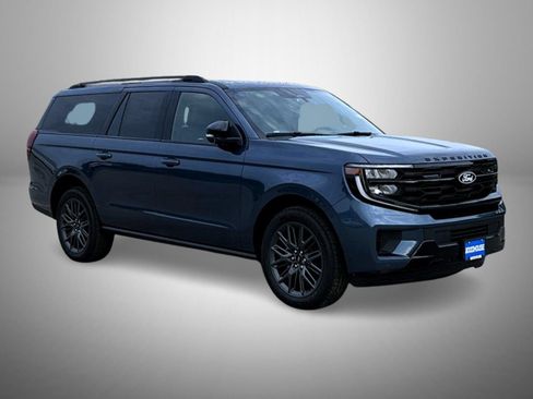 New 2027 Ford Expedition Max Platinum w/ Stealth Appearance Package AWD/4WD image 3