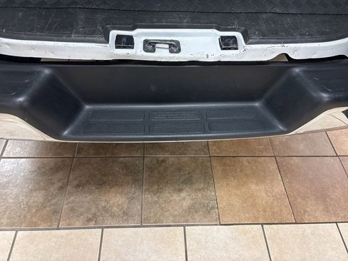 Used 2024 GMC Savana 2500 w/ Driver Convenience Package RWD image 28