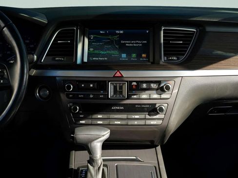 Used 2019 Genesis G80 3.8 image 48