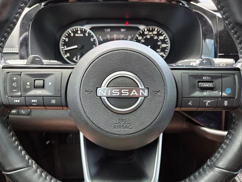Used 2022 Nissan Pathfinder Platinum w/ Cargo Package AWD/4WD image 35