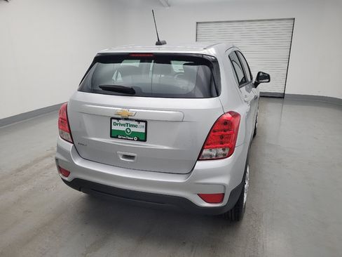 Used 2017 Chevrolet Trax LS FWD image 7