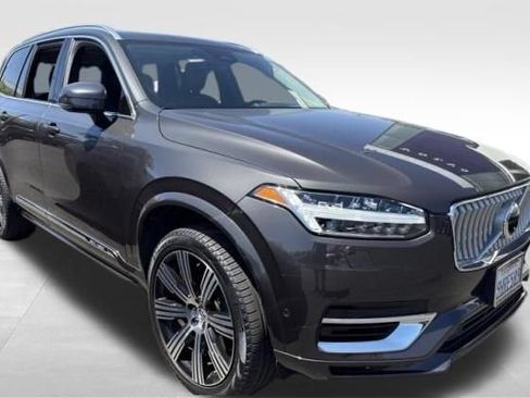 Used 2024 Volvo XC90 T8 Plus AWD/4WD image 2