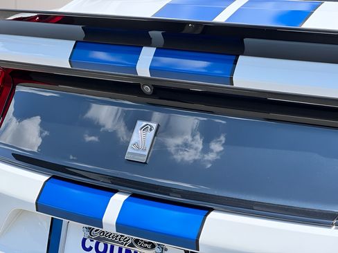 Used 2017 Ford Mustang Shelby GT350 w/ Electronics Package RWD image 38