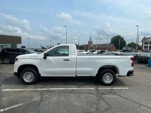 Used 2024 Chevrolet Silverado 1500 W/T w/ Trailering Package AWD/4WD image 3