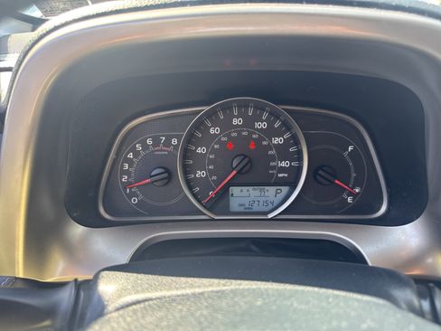 Used 2013 Toyota RAV4 XLE image 23