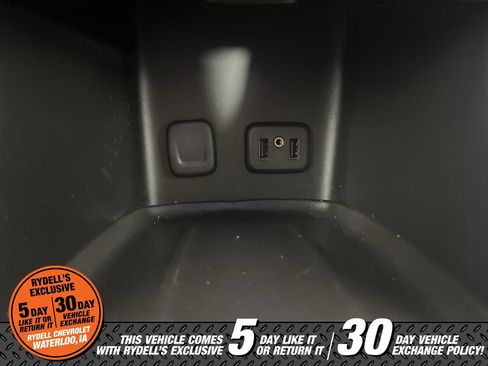 Certified 2018 GMC Acadia SLE w/ LPO, Black Accent Package image 36