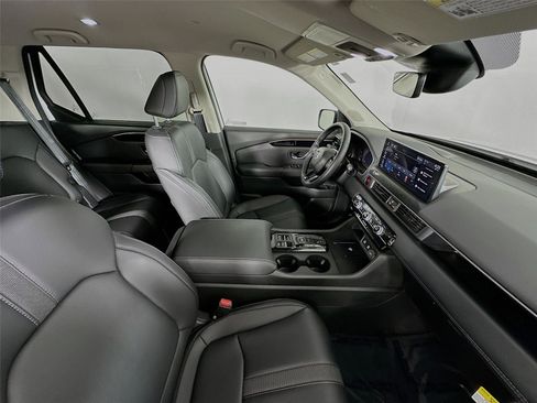 Certified 2026 Honda Passport RTL image 28