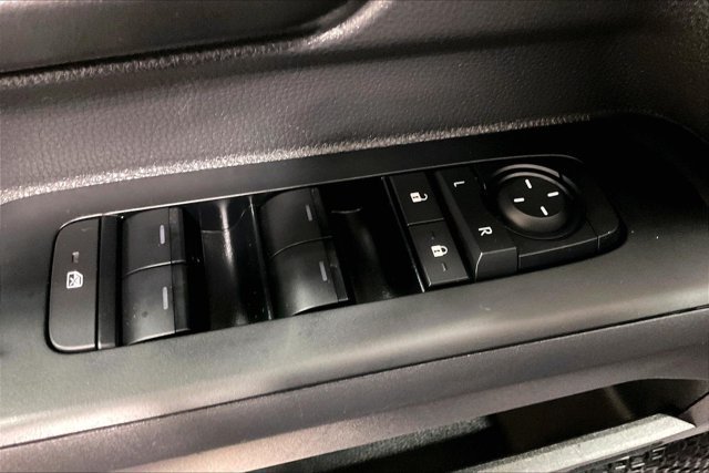 Certified 2025 Toyota Tacoma SR5 AWD/4WD image 41