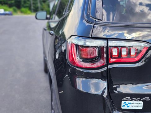 New 2026 Jeep Compass Limited AWD/4WD image 9