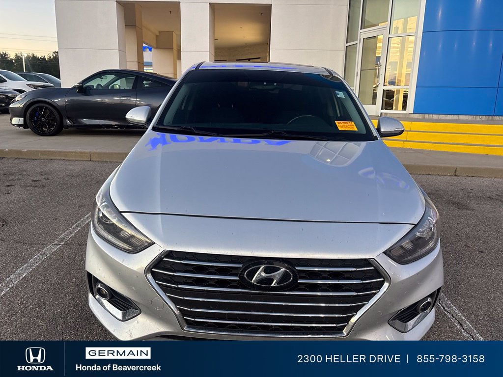 Used 2022 Hyundai Accent Limited FWD image 1