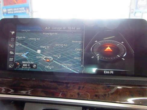 Used 2017 BMW 330i xDrive Sedan w/ Premium Package image 26