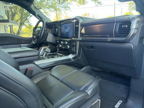 Used 2025 Ford F150 Platinum w/ Equipment Group 702A High image 29