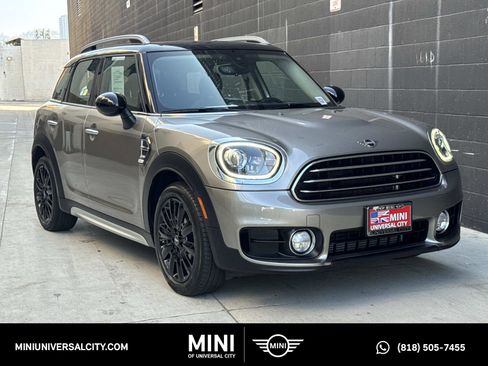 Used 2019 MINI Cooper Countryman w/ Premium Package image 1