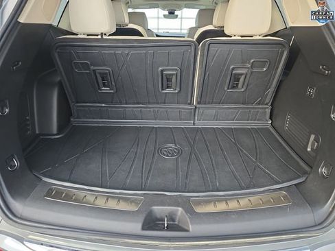 Used 2023 Buick Enclave Avenir w/ Avenir Technology Package image 22