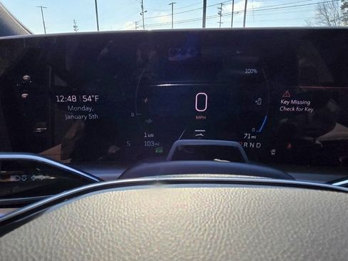 Used 2024 Cadillac Lyriq Luxury image 21