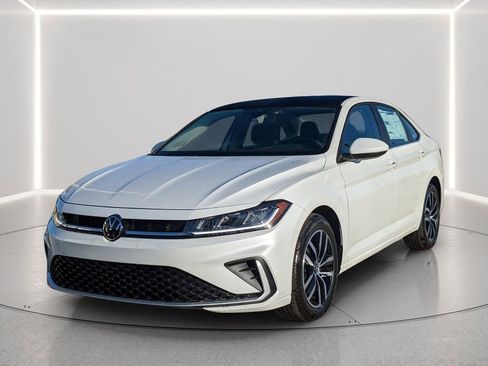 New 2026 Volkswagen Jetta SE FWD image 2
