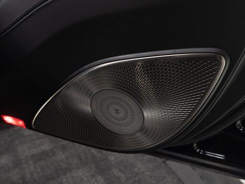 Used 2025 Mercedes-Benz Maybach GLS 600 4MATIC image 79