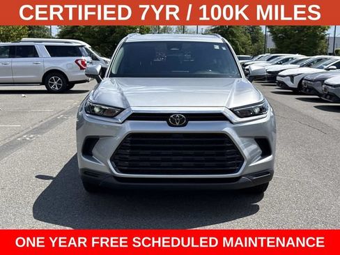 Used 2024 Toyota Grand Highlander FWD image 3