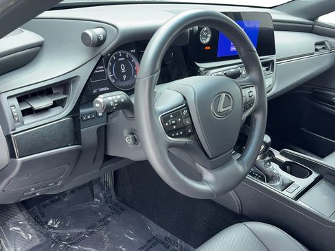 Used 2023 Lexus ES 350 w/ Premium Package FWD image 14