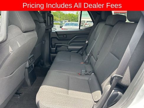 Used 2025 Toyota 4Runner SR5 AWD/4WD image 13