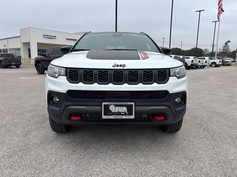New 2026 Jeep Compass Trailhawk image 8